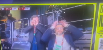 REAKCJA komentatorów na gola, który dał Szwecji MŚ... [VIDEO]